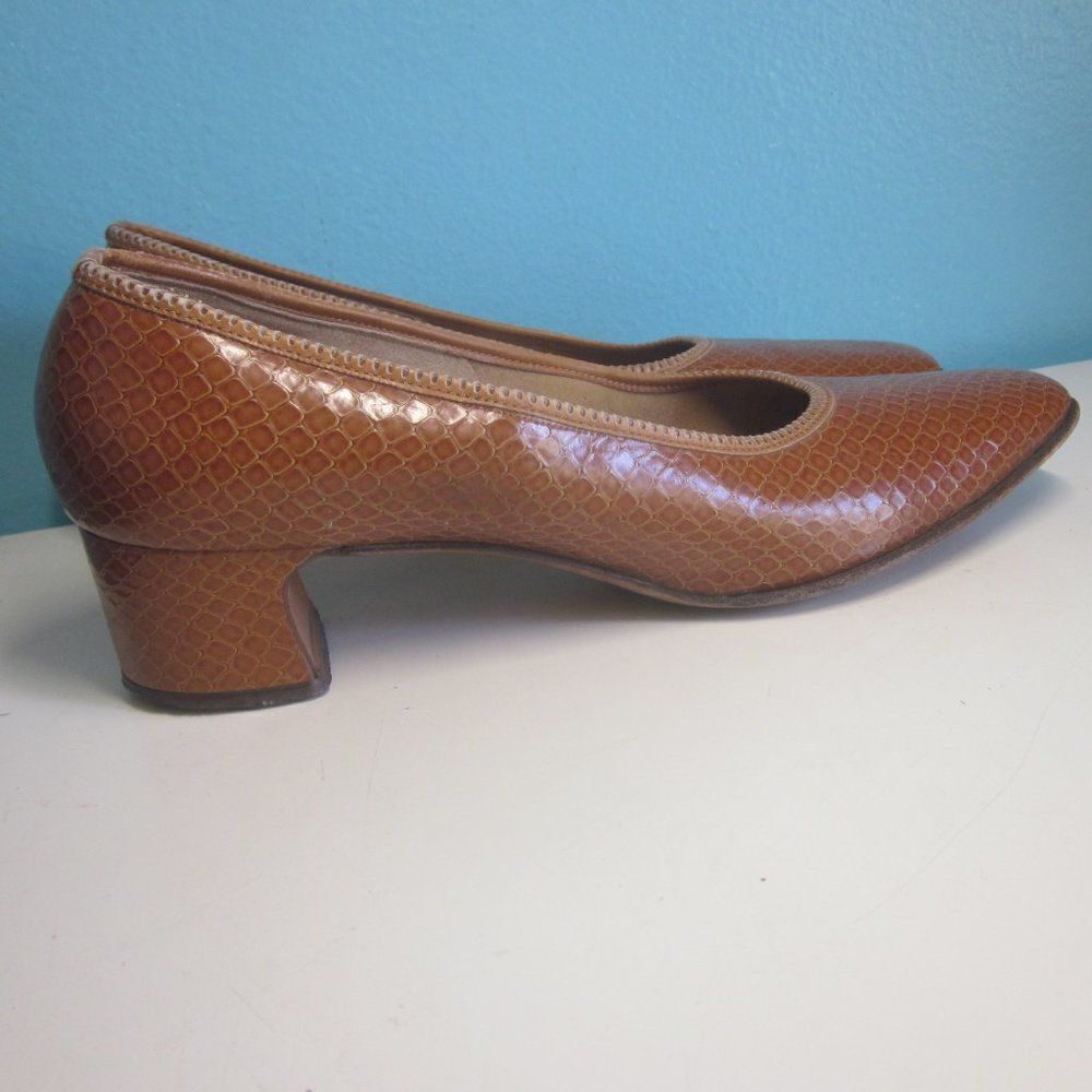 Vintage Shoes About 8.5 Womens Orange Heels